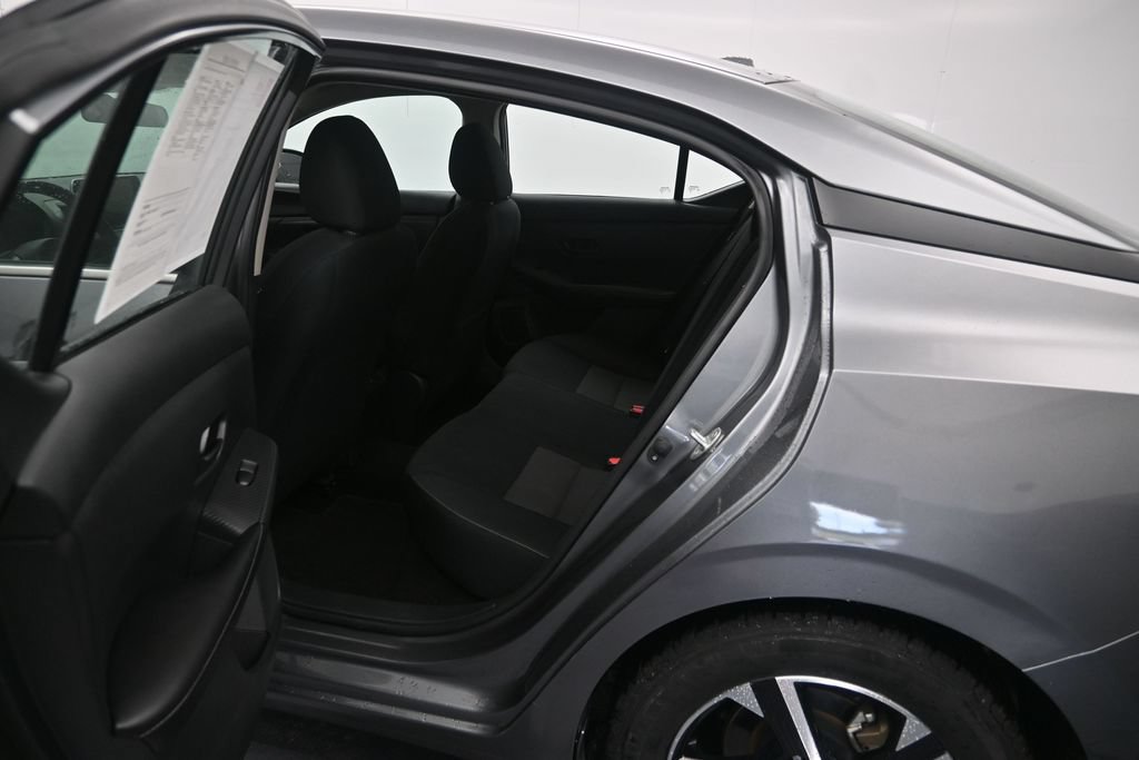 Used 2024 Nissan Sentra SV FWD image 22