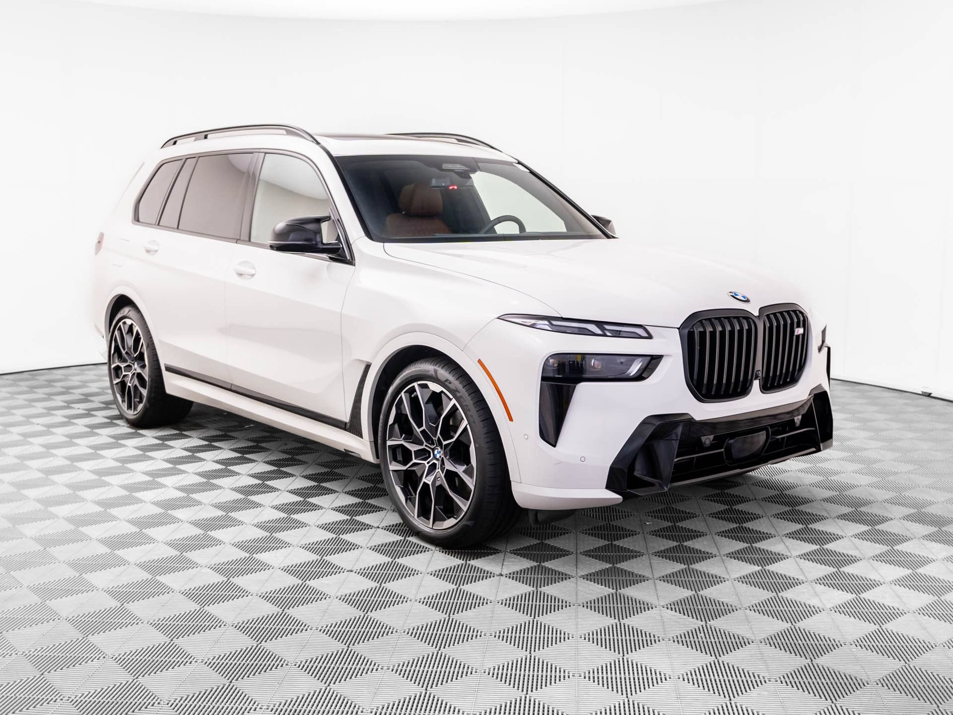 Certified 2026 BMW X7 M60i AWD/4WD image 8