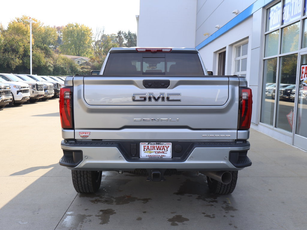 New 2026 GMC Sierra 2500 Denali Ultimate AWD/4WD image 9