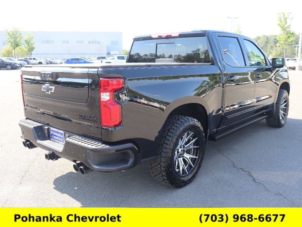 Used 2024 Chevrolet Silverado 1500 High Country w/ Midnight Edition AWD/4WD image 7
