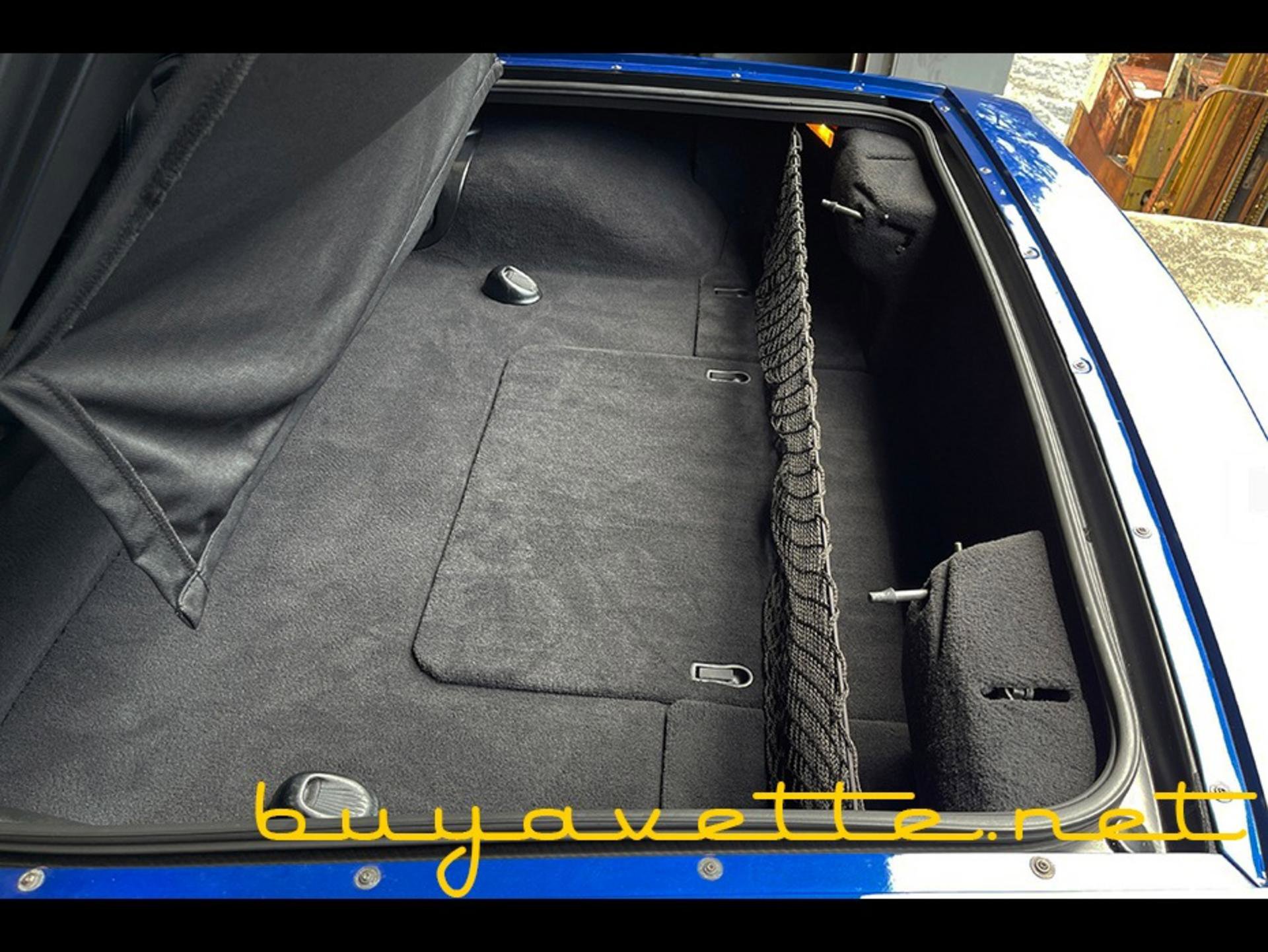 Used 2002 Chevrolet Corvette Coupe w/ Preferred Equipment Group2 image 21