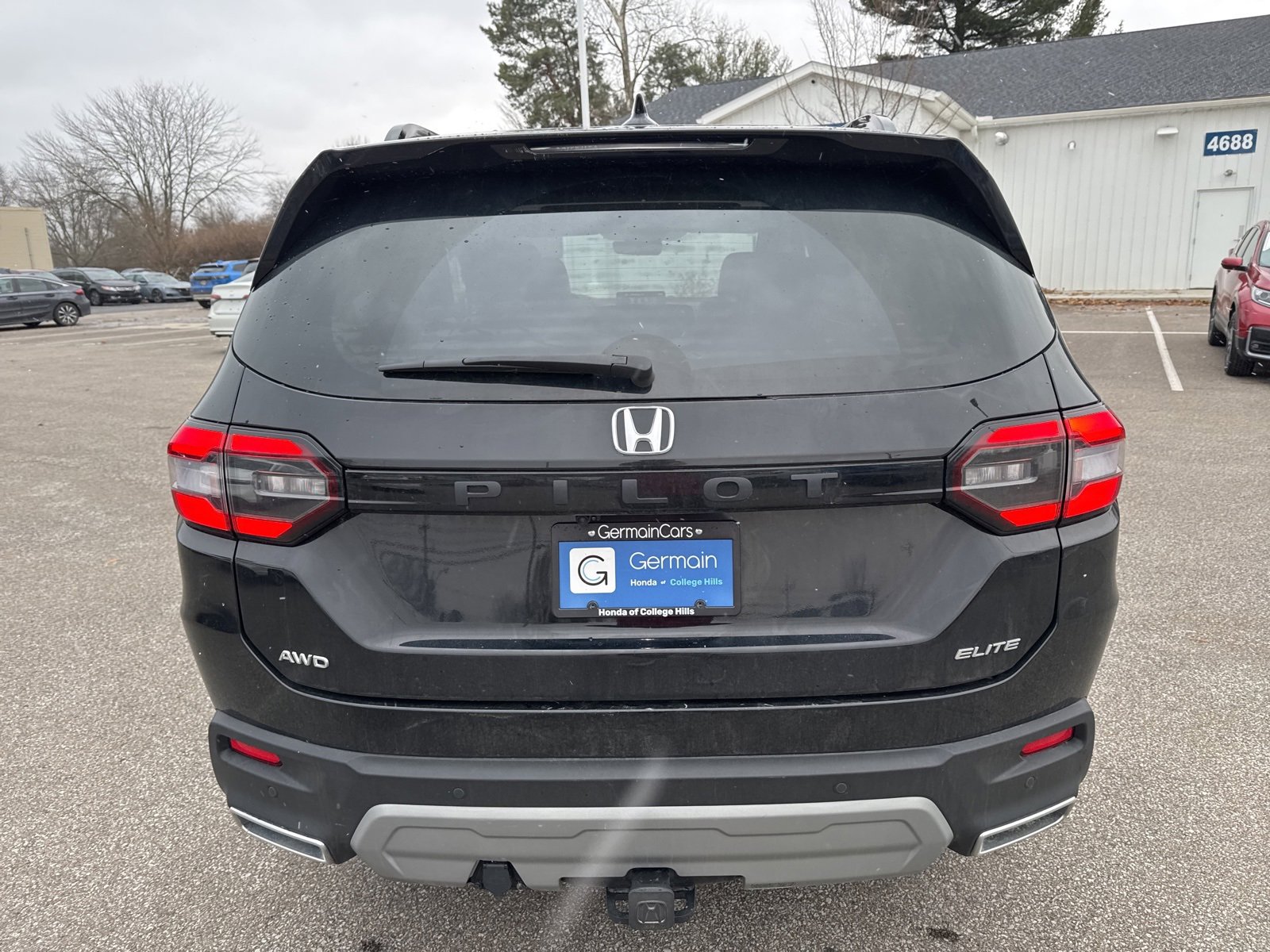 Used 2023 Honda Pilot Elite image 7
