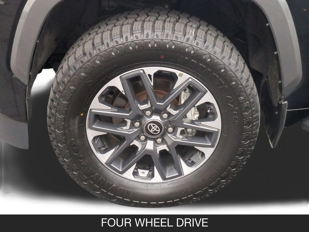 Used 2026 Toyota Sequoia Limited AWD/4WD image 11