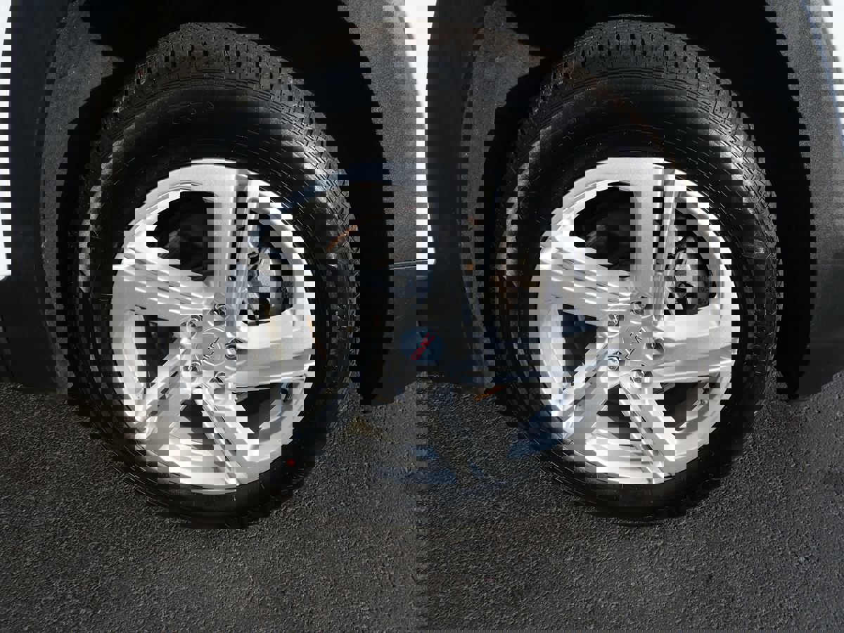 Used 2018 GMC Terrain SLE w/ Driver Convenience Package image 36