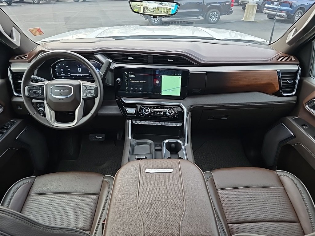 Used 2025 GMC Sierra 3500 Denali w/ Denali Reserve Package image 29