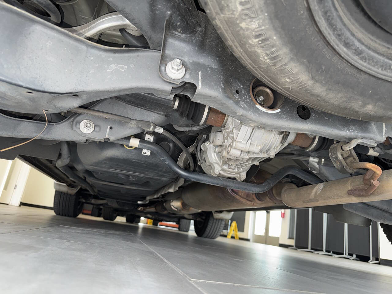 Used 2020 INFINITI QX60 Luxe w/ Essential Package AWD/4WD image 18