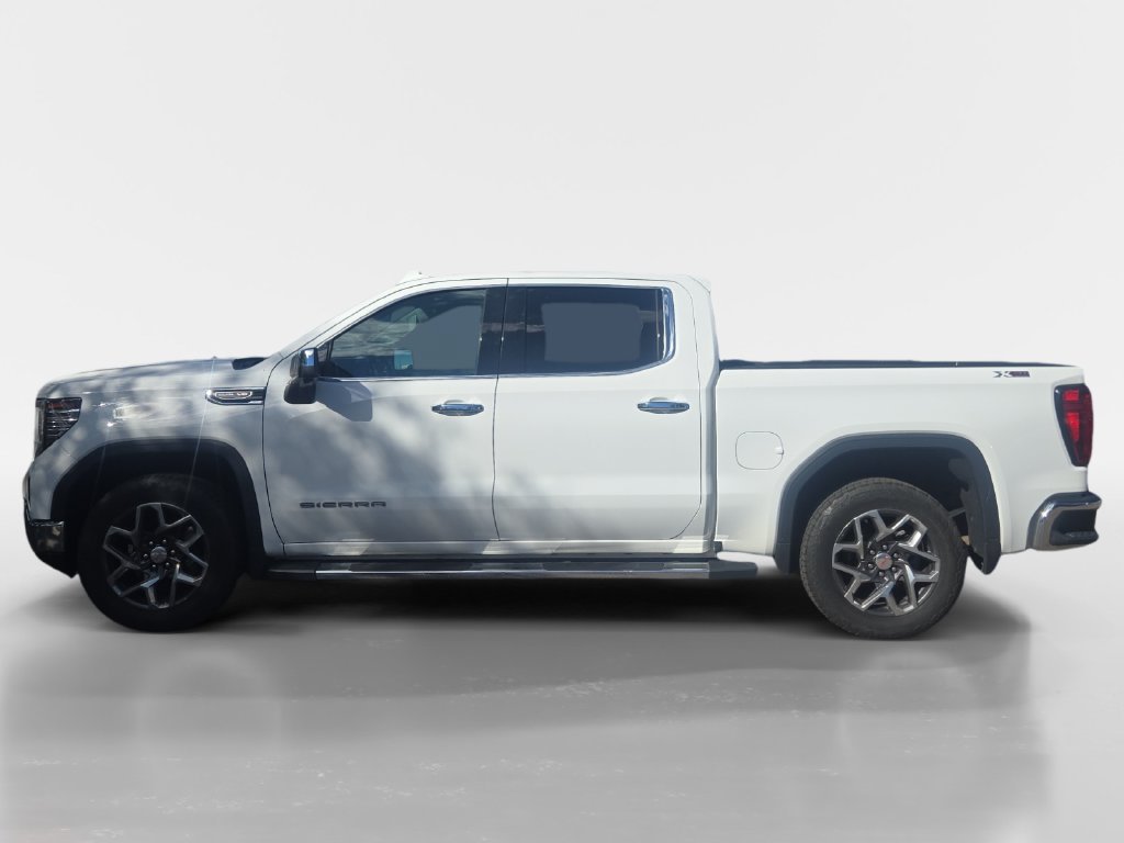 Used 2023 GMC Sierra 1500 SLT w/ SLT Premium Package AWD/4WD image 2