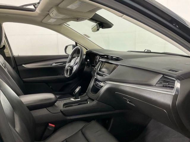 Used 2019 Cadillac XT5 Premium Luxury w/ Driver Assist Package AWD/4WD image 29