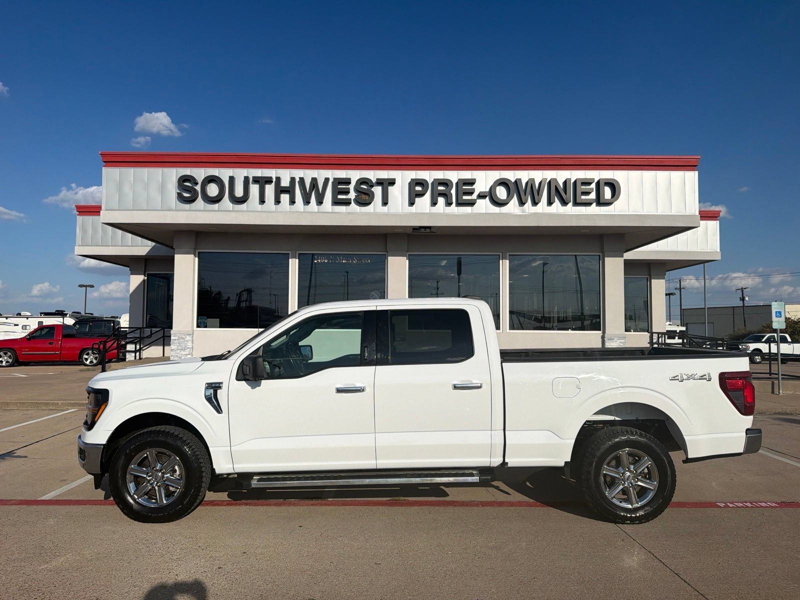 Used 2024 Ford F150 XLT w/ Tow/Haul Package AWD/4WD image 8