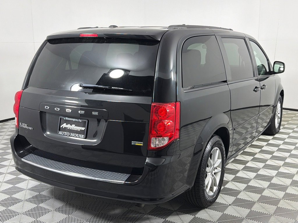 Used 2016 Dodge Grand Caravan SXT image 5