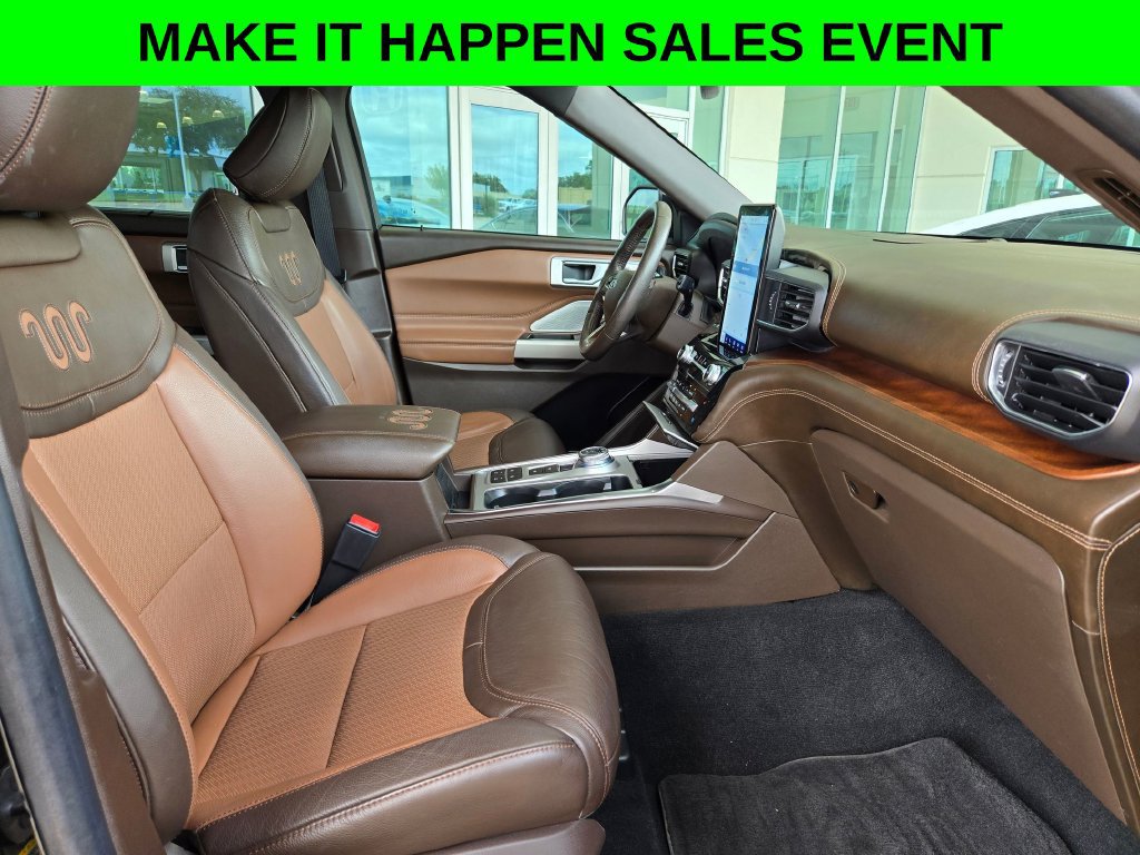Used 2023 Ford Explorer King Ranch w/ Technology Package RWD image 27