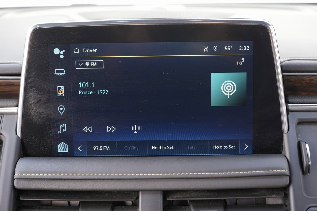 Used 2023 Chevrolet Suburban Premier image 47