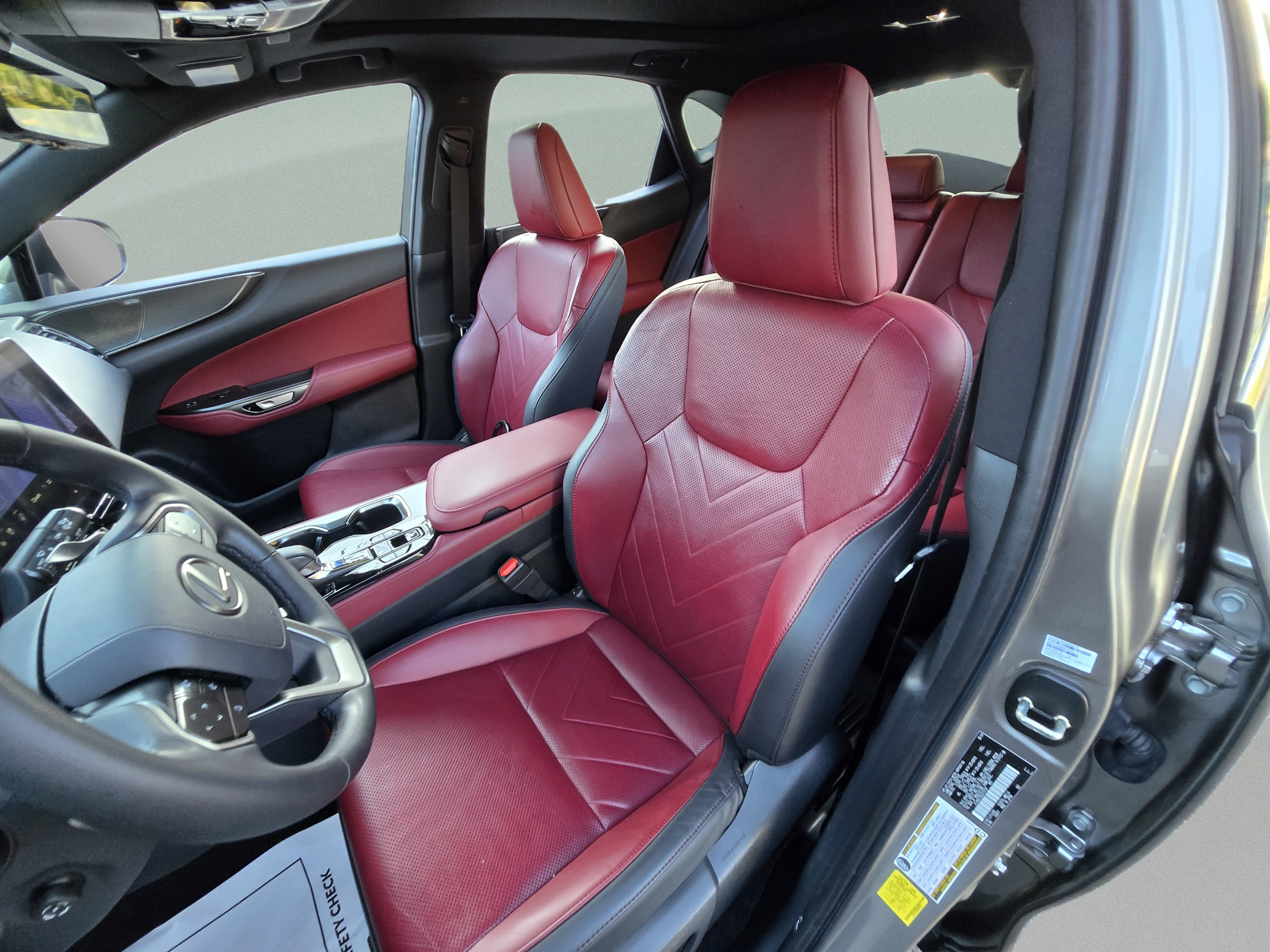 Certified 2025 Lexus NX 350 AWD w/ Accessory Package (2T) image 16