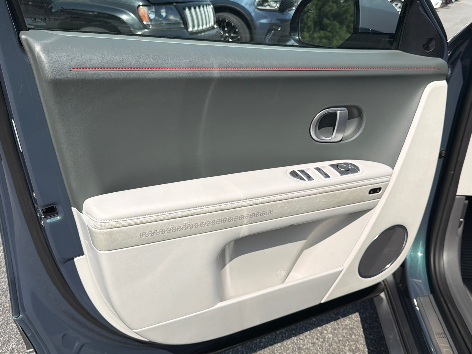 Certified 2023 Hyundai Ioniq 5 Limited AWD/4WD image 11