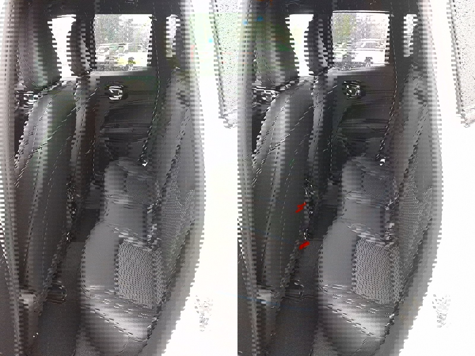 New 2026 Jeep Compass Latitude image 10