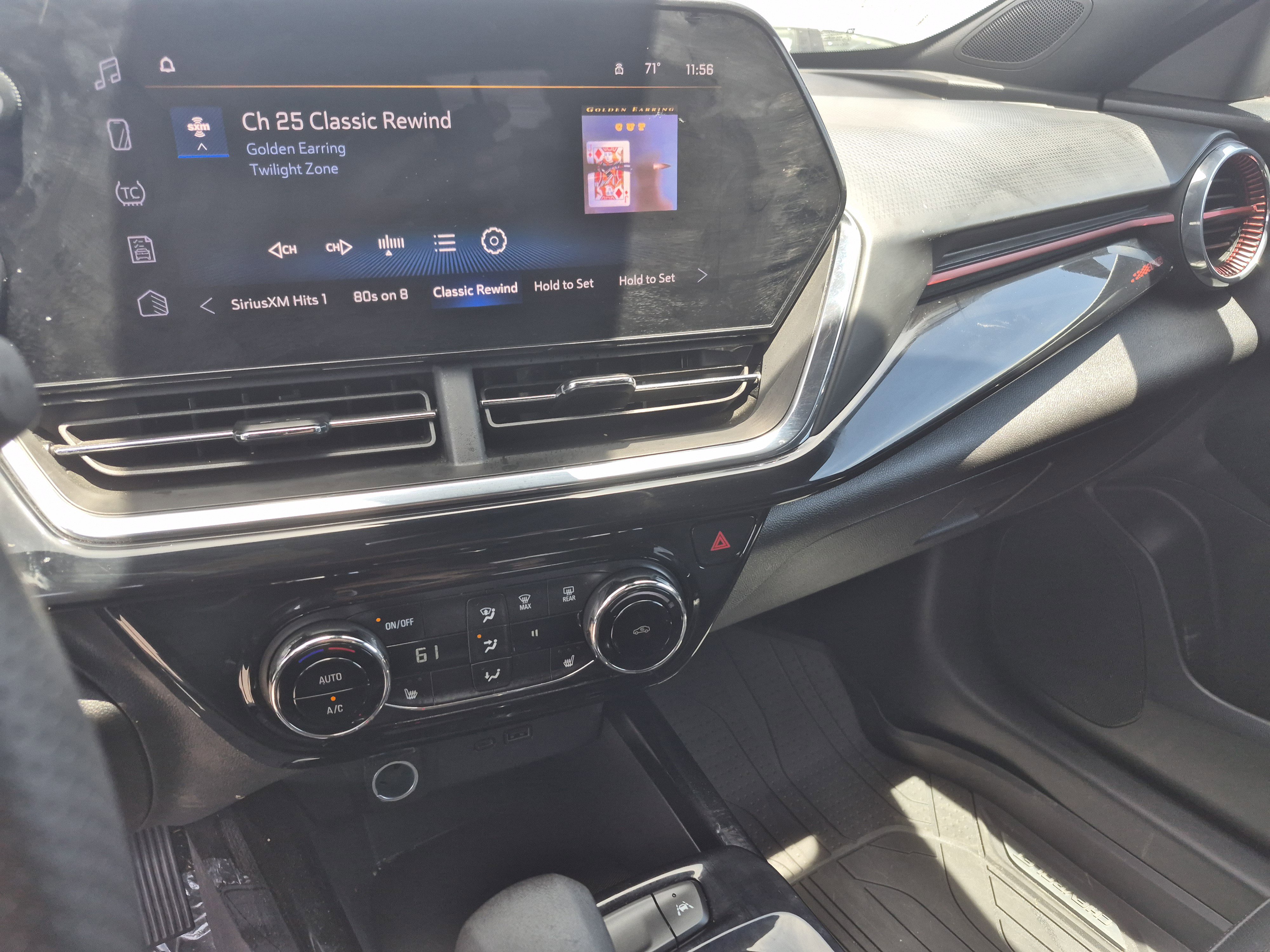Used 2025 Chevrolet Trax RS w/ Driver Confidence Package FWD image 11