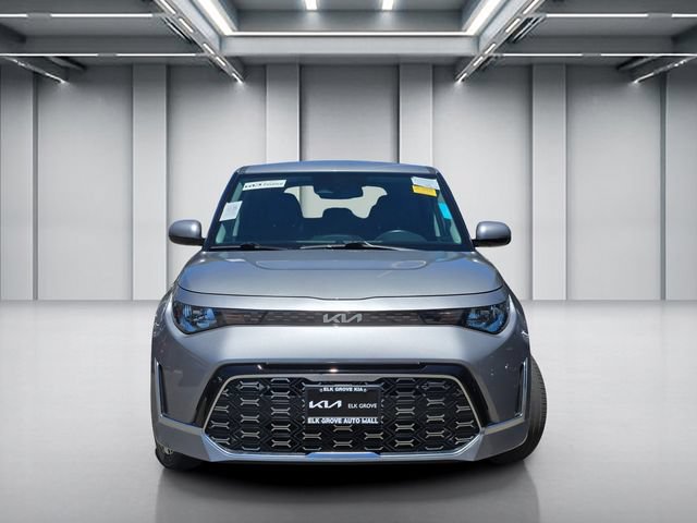 Used 2023 Kia Soul GT-Line FWD image 2