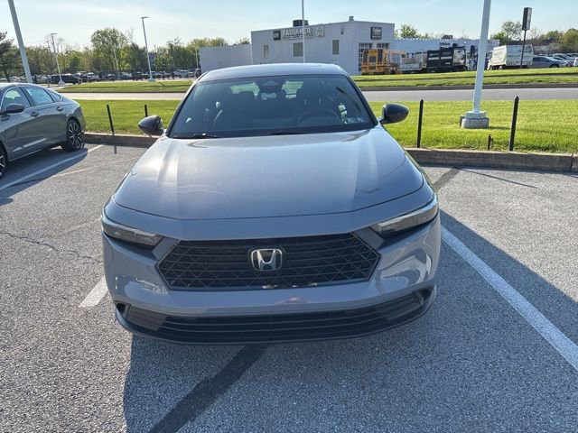 Used 2023 Honda Accord Sport image 2