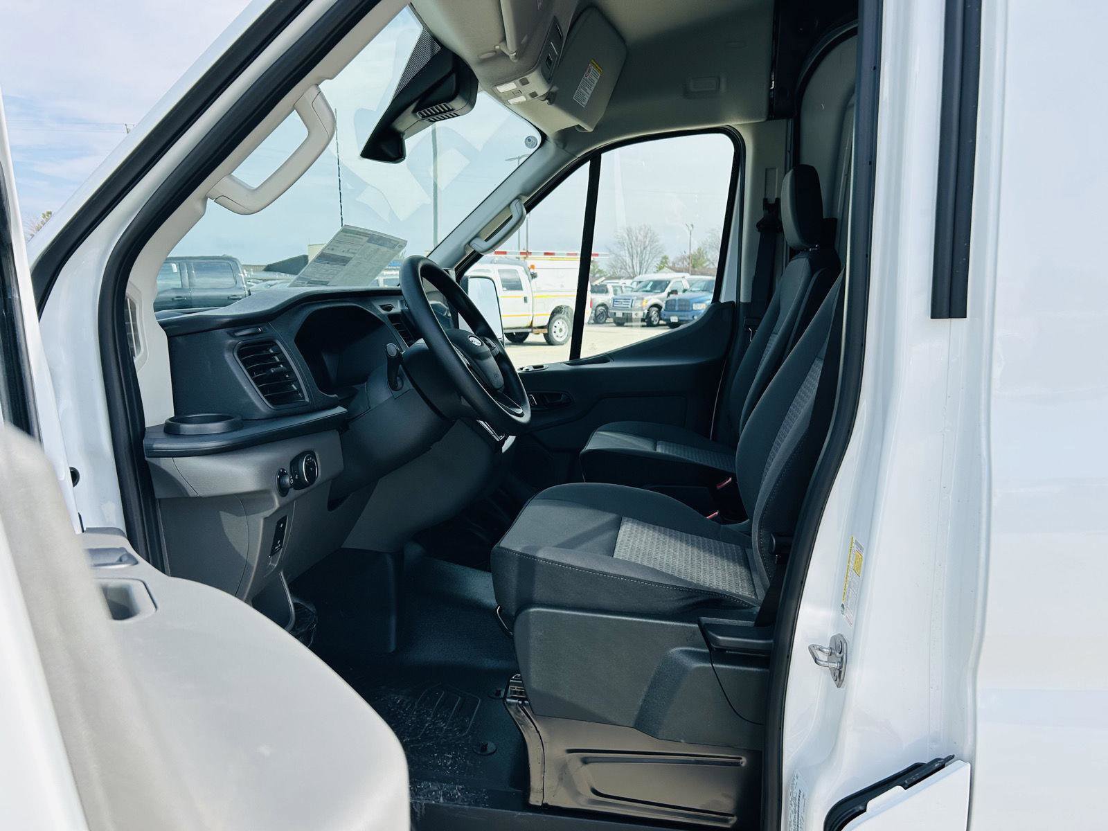 New 2026 Ford Transit 250 148 Medium Roof RWD image 3