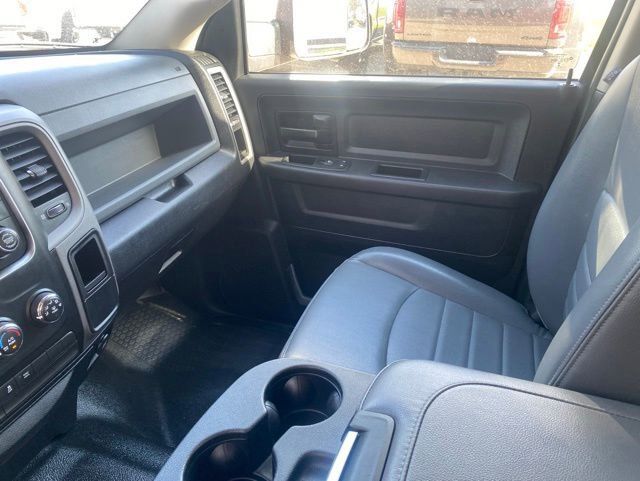 Used 2016 RAM 3500 Tradesman w/ Chrome Appearance Group AWD/4WD image 13