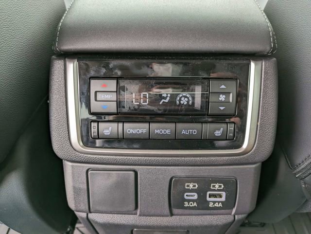 New 2025 Subaru Ascent Limited AWD/4WD image 15