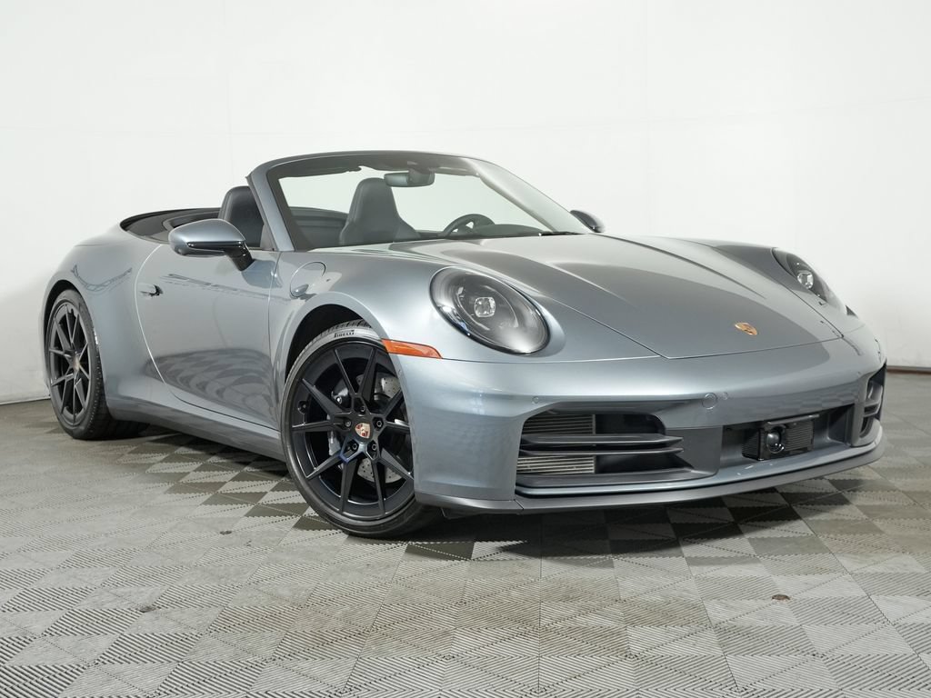 Certified 2025 Porsche 911 Carrera RWD image 9