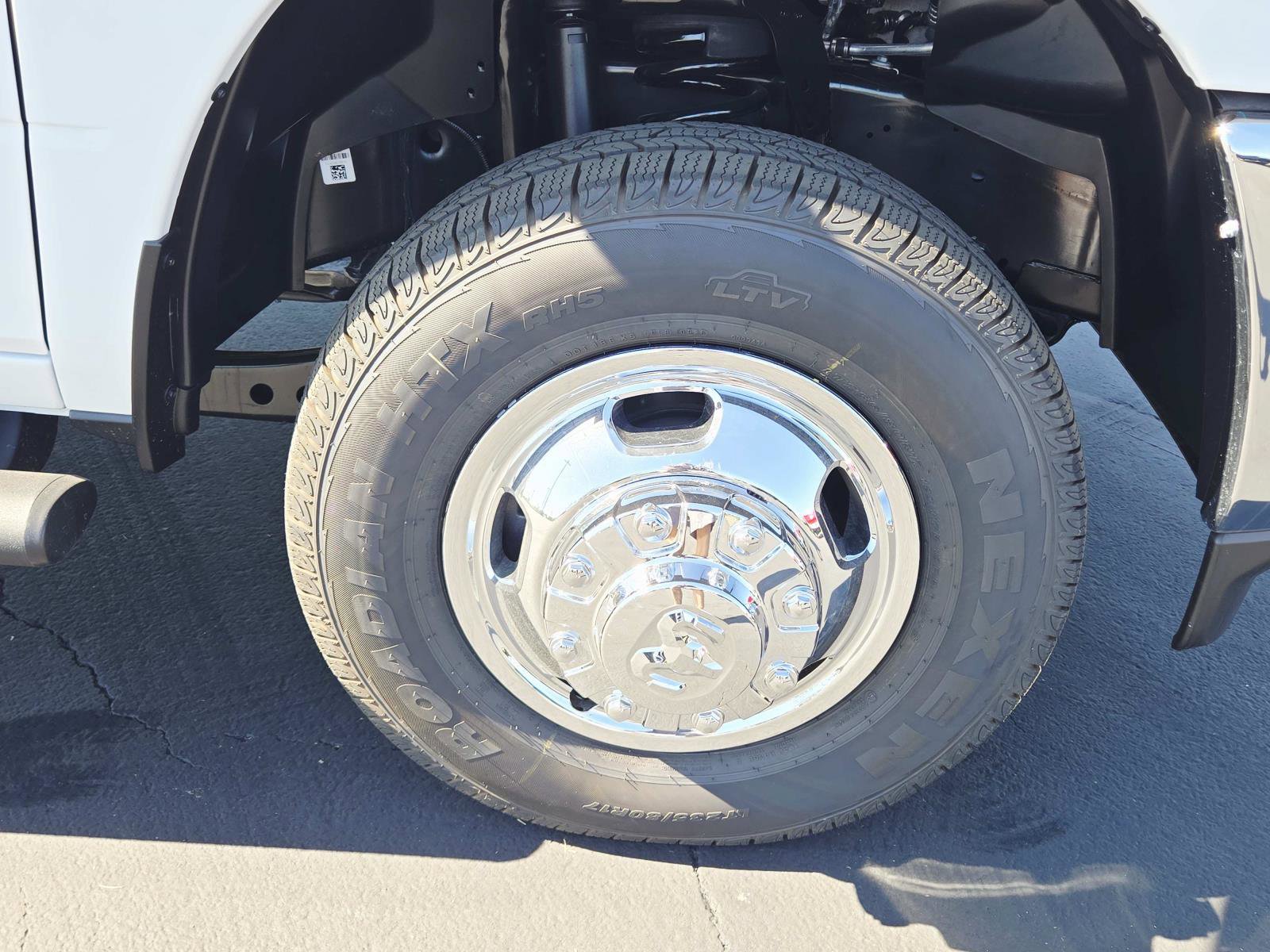 New 2026 RAM 3500 Tradesman image 18