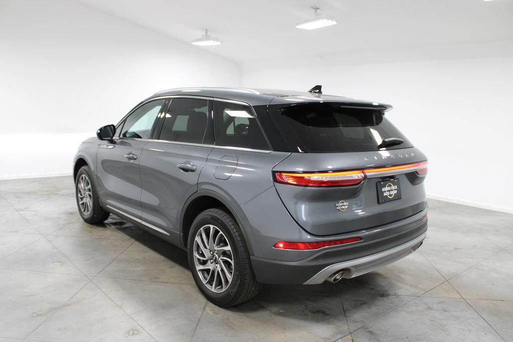 Used 2022 Lincoln Corsair FWD w/ Equipment Group 101A image 7