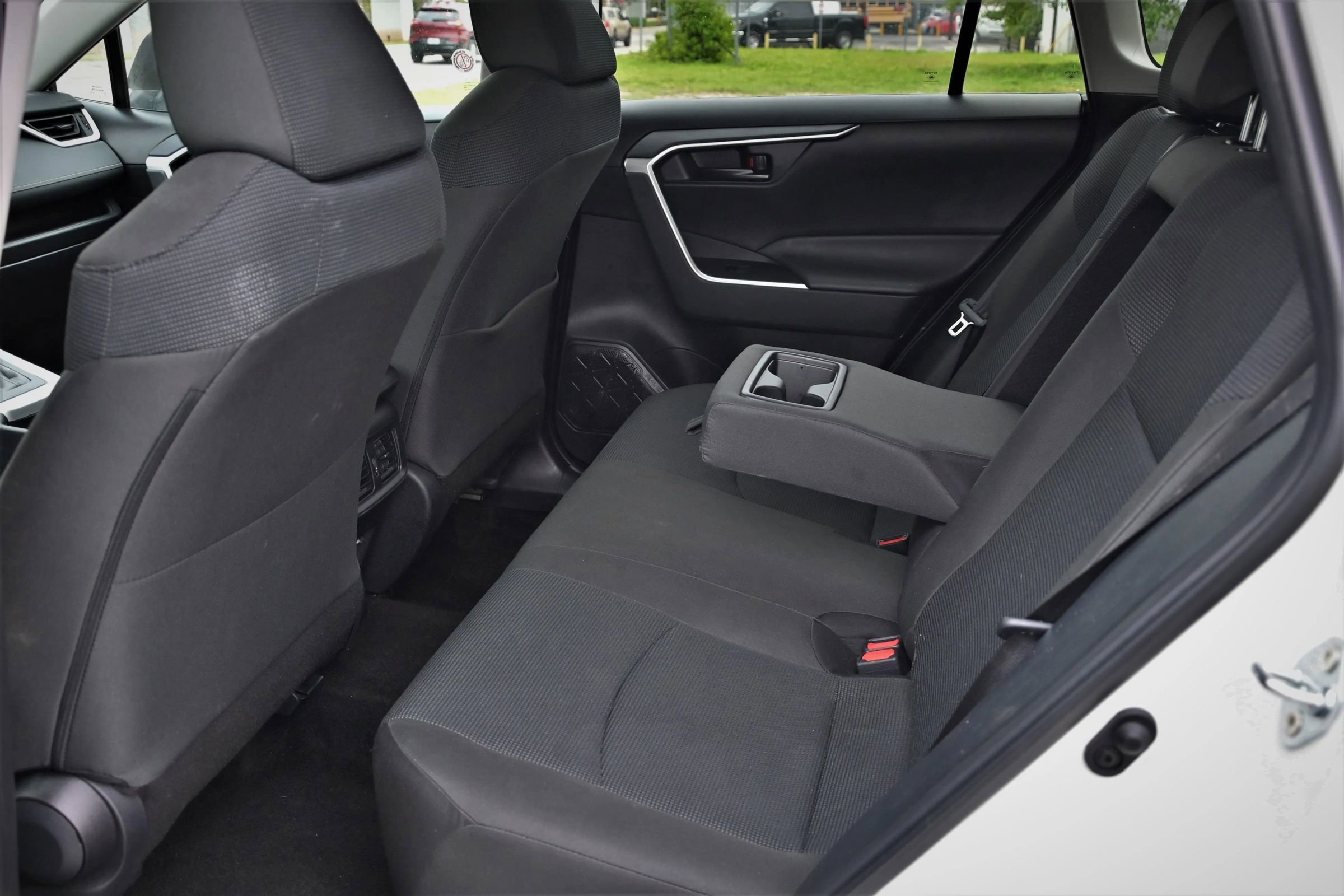 Used 2025 Toyota RAV4 LE image 15