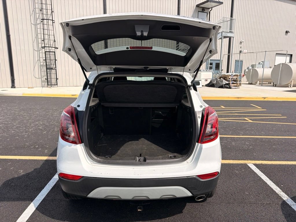 Used 2021 Buick Encore Preferred w/ Safety Package AWD/4WD image 13
