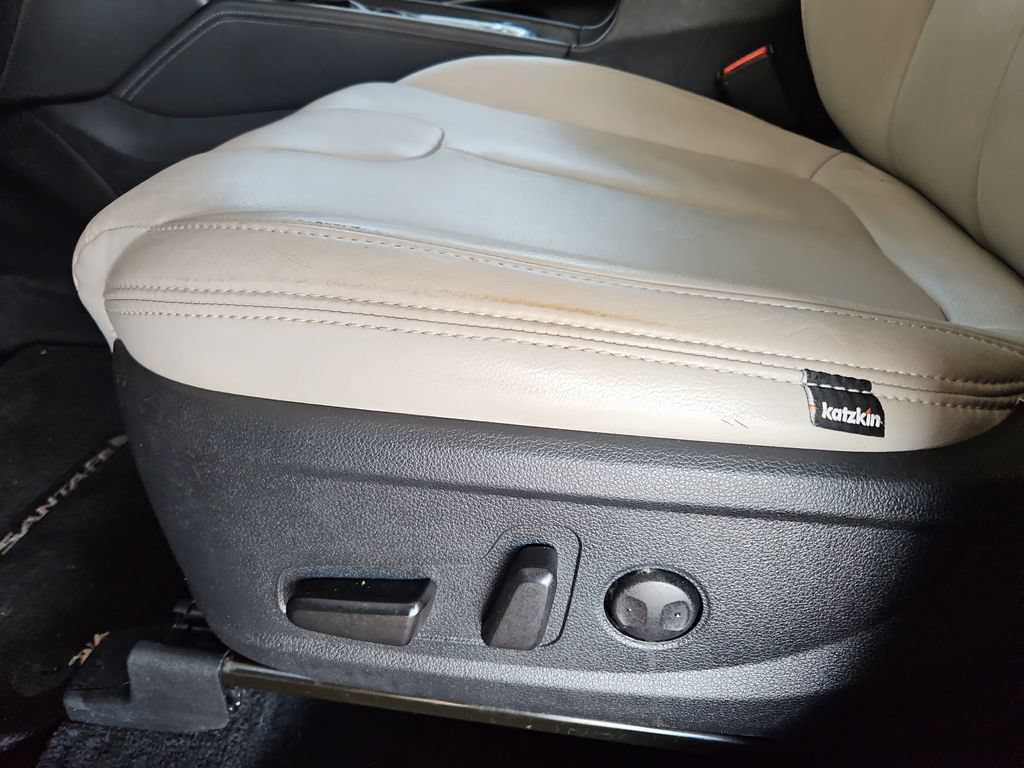 Used 2019 Hyundai Santa Fe Limited FWD image 26