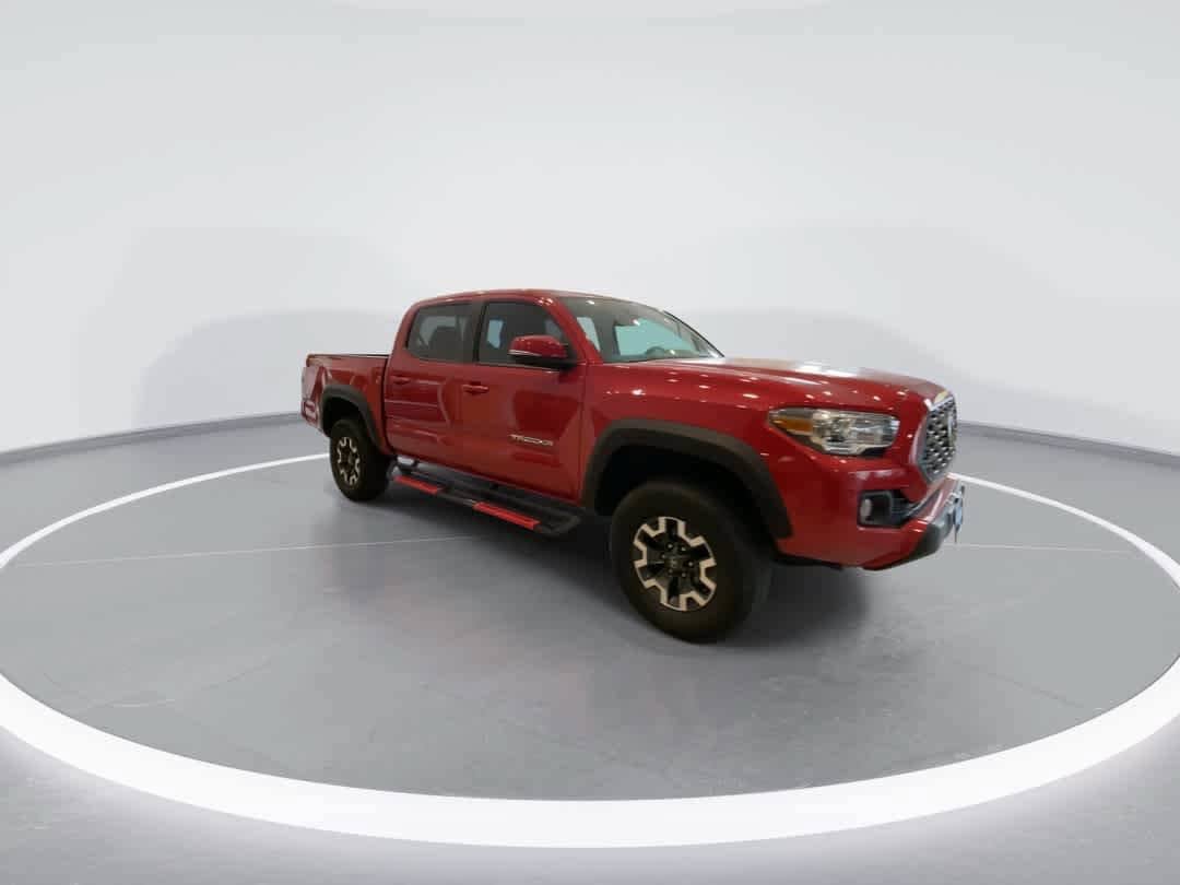 Certified 2021 Toyota Tacoma TRD Off-Road w/ Technology Package AWD/4WD image 2