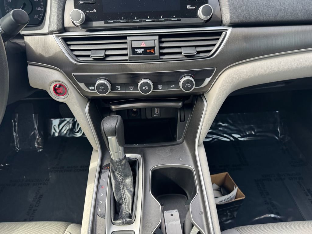 Used 2018 Honda Accord LX image 11