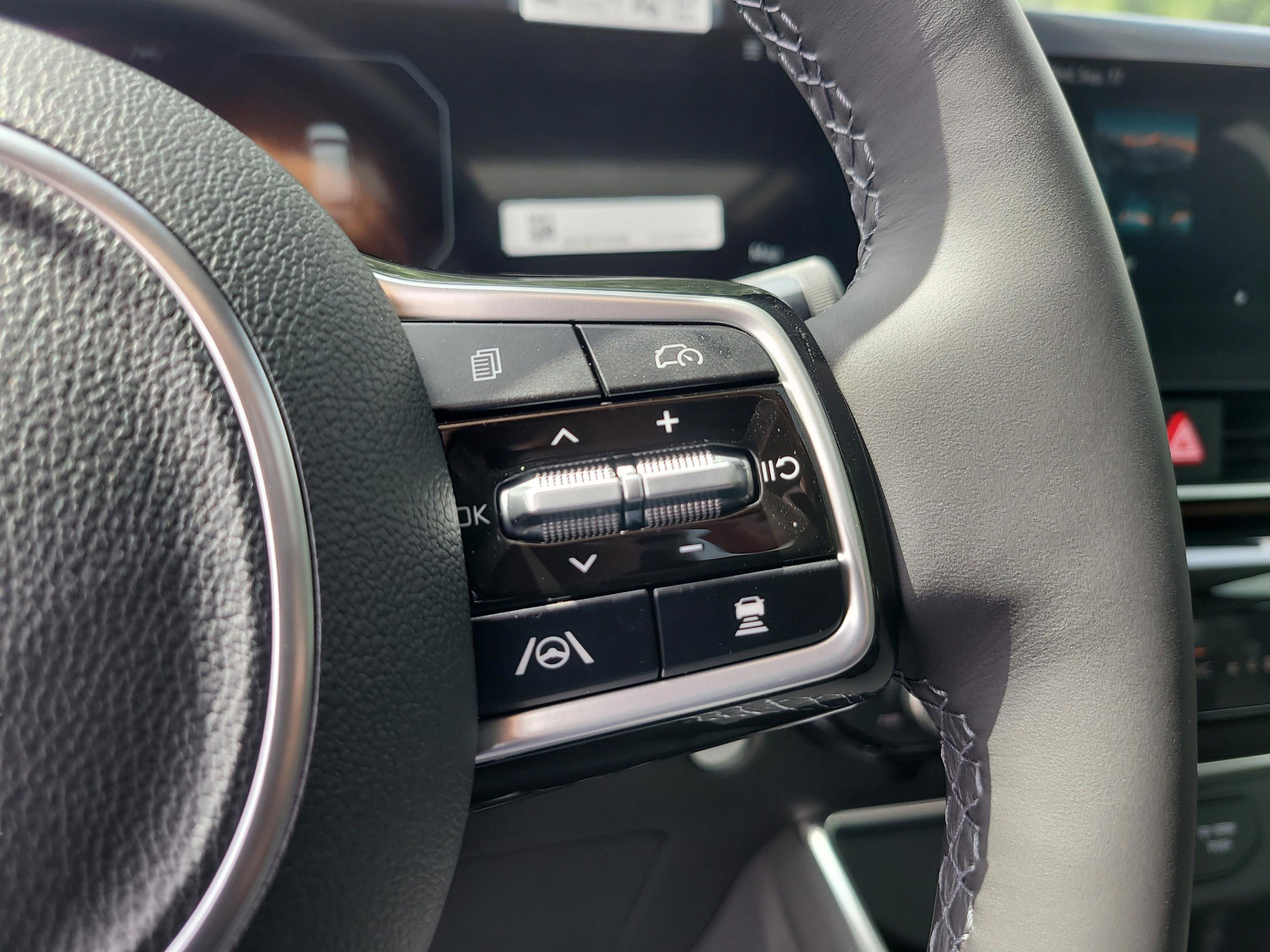 New 2026 Kia Carnival SX Prestige image 25