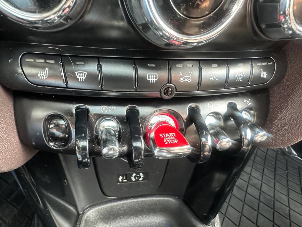 Used 2014 MINI Cooper S FWD image 15