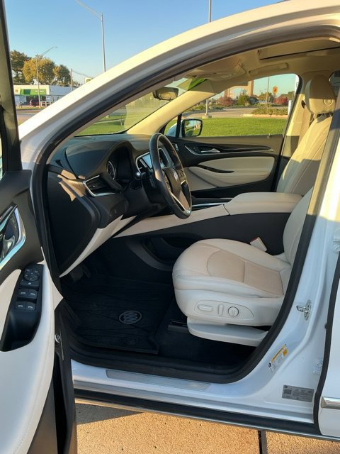 Used 2023 Buick Enclave Essence w/ Experience Buick Package AWD/4WD image 10