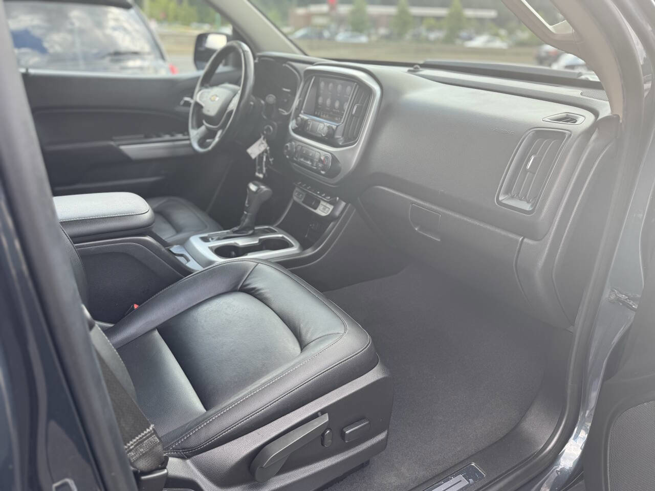 Used 2019 Chevrolet Colorado ZR2 image 25