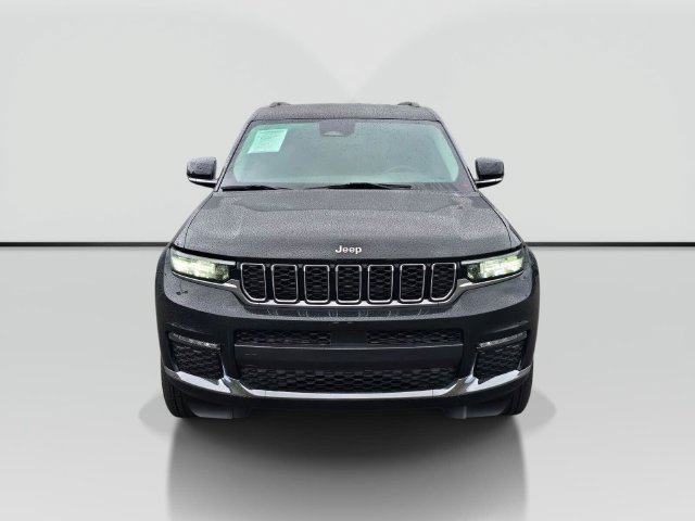 Used 2023 Jeep Grand Cherokee L Limited AWD/4WD image 8