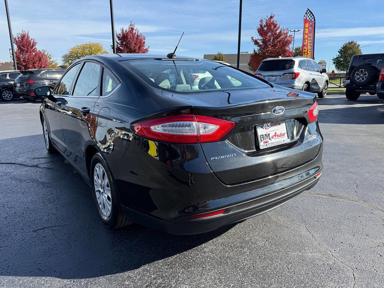 Used 2014 Ford Fusion S image 5