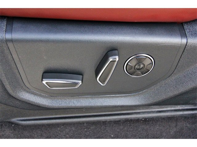 Used 2020 Ford F150 Platinum w/ Equipment Group 701A Luxury image 23