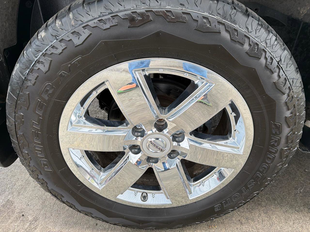 Used 2011 Nissan Armada Platinum AWD/4WD image 27