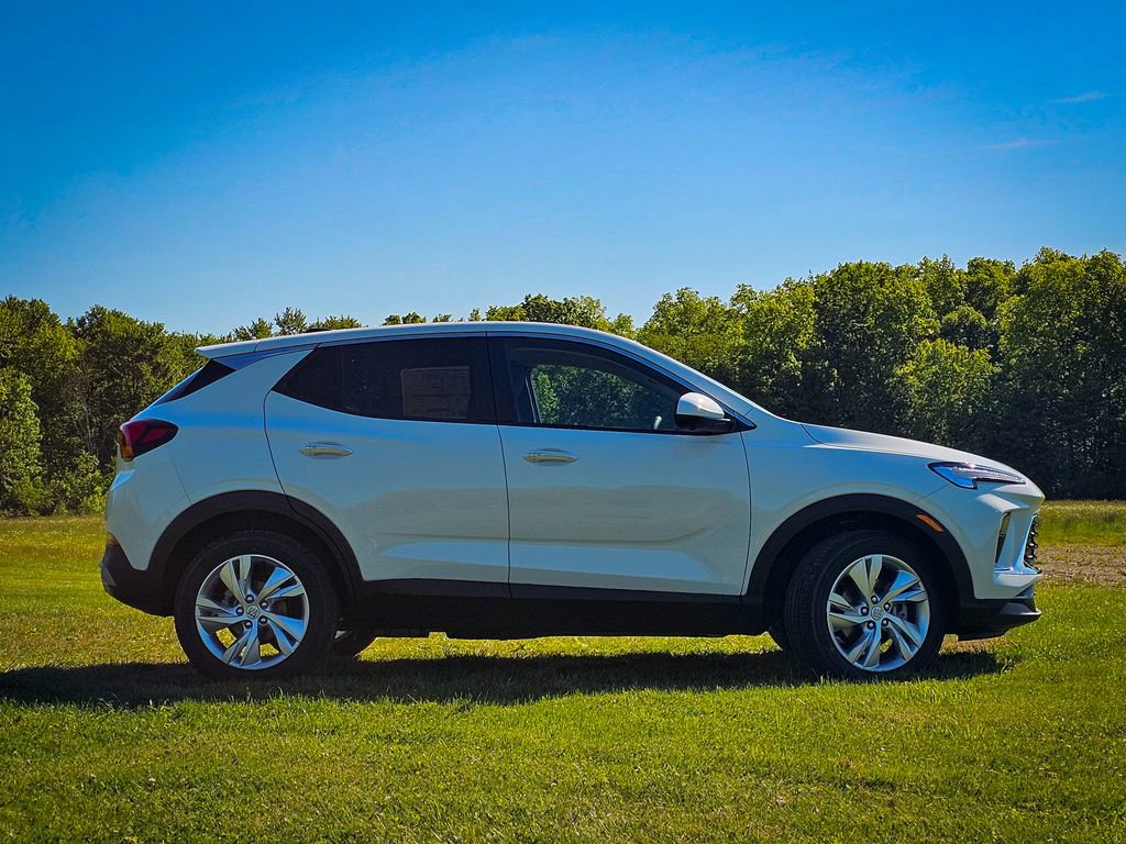 New 2026 Buick Encore GX Preferred w/ Advanced Technology Package AWD/4WD image 2