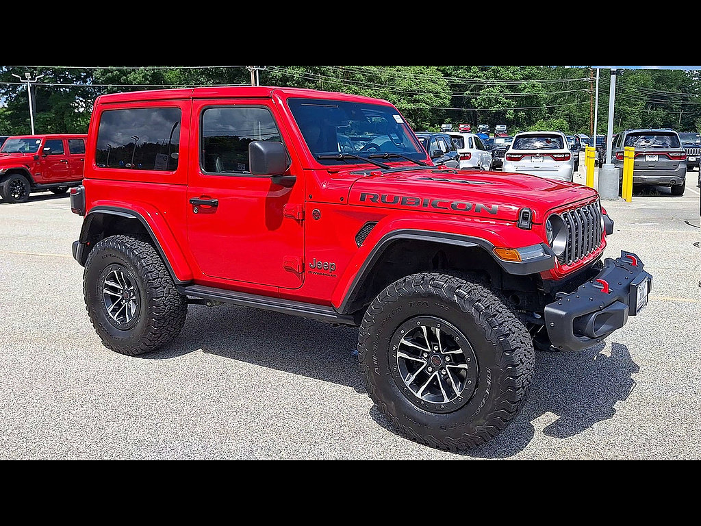 Certified 2025 Jeep Wrangler Rubicon AWD/4WD image 2