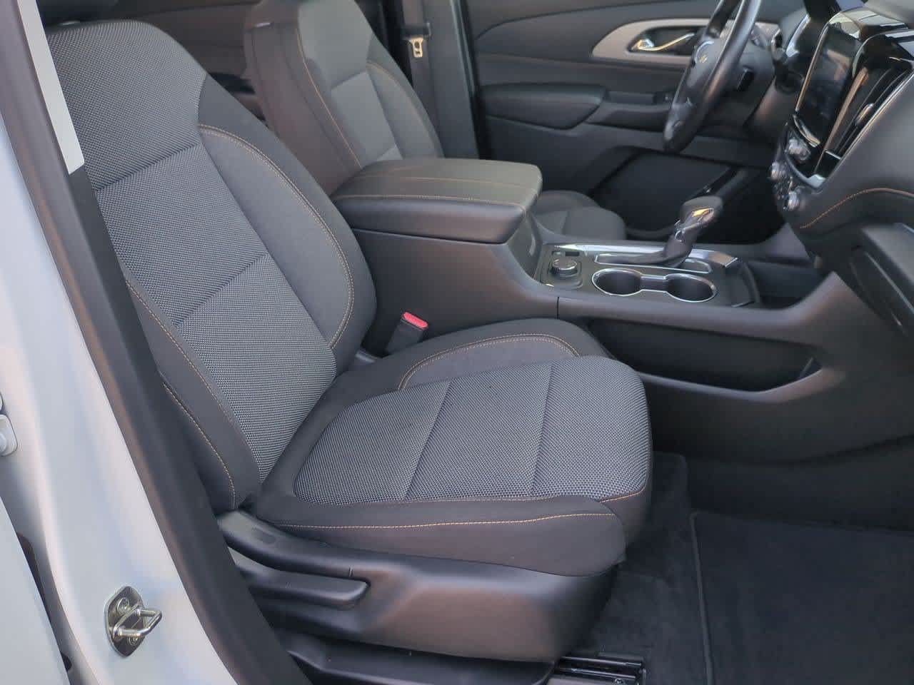 Used 2021 Chevrolet Traverse LT AWD/4WD image 21