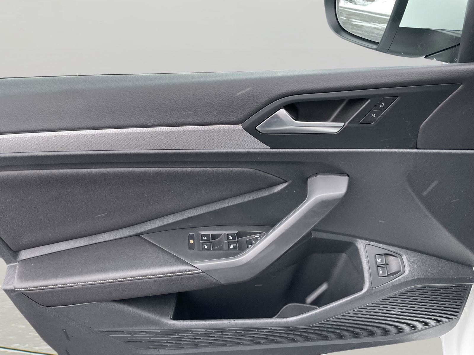 Used 2023 Volkswagen Jetta S w/ IQ.Drive Package image 21