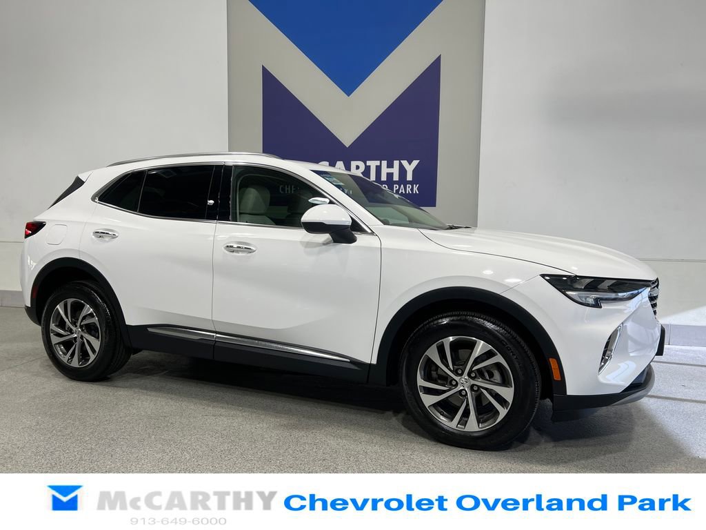 Used 2023 Buick Envision Essence AWD/4WD image 3