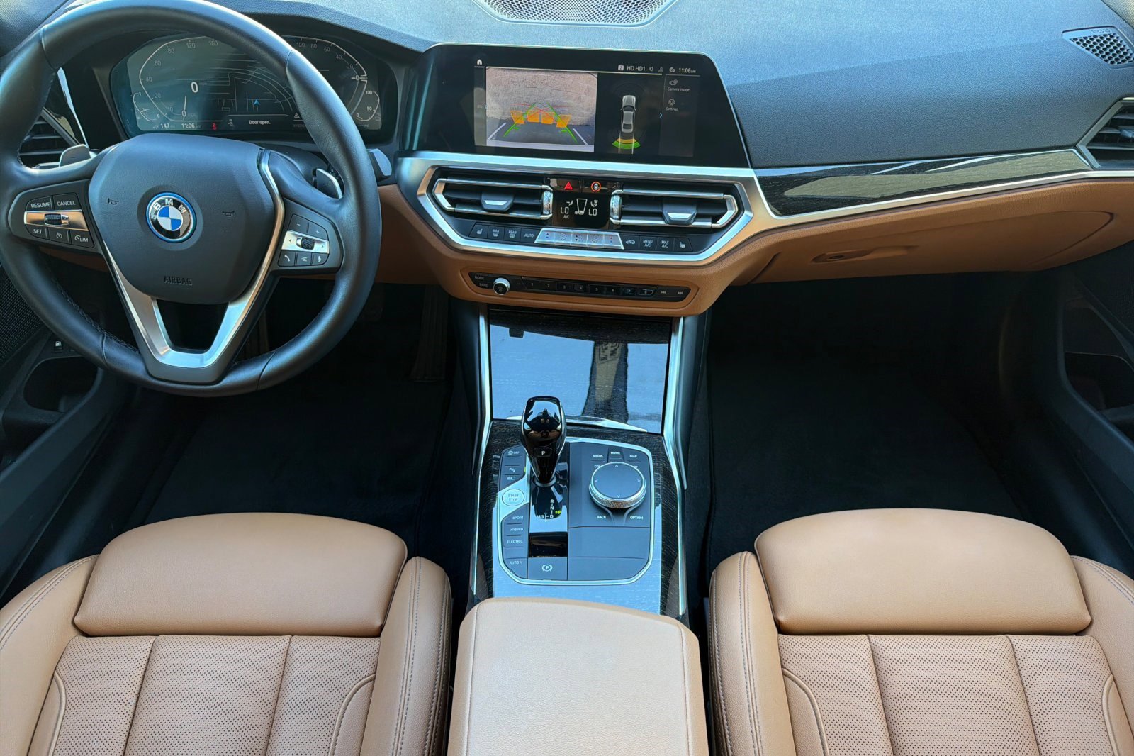 Certified 2022 BMW 330e 330e w/ Convenience Package image 17