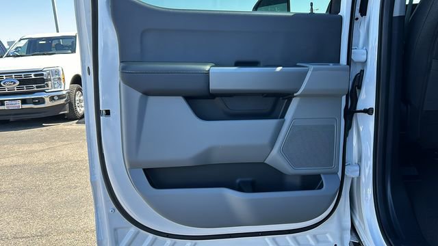 New 2026 Ford F250 XLT w/ FX4 Off-Road Package image 14