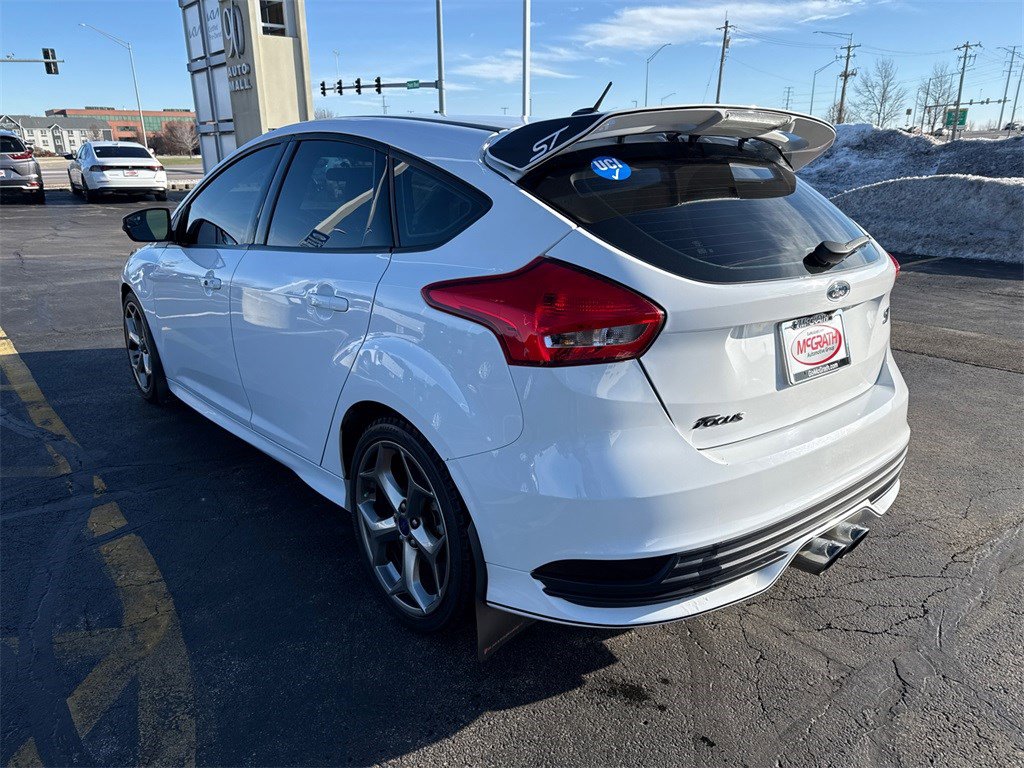 Used 2018 Ford Focus ST w/ Equipment Group 402A image 7