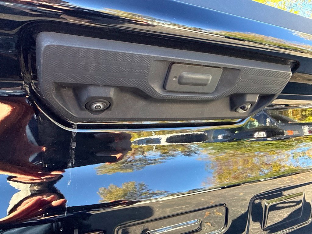 Used 2024 Chevrolet Silverado 1500 LT AWD/4WD image 14